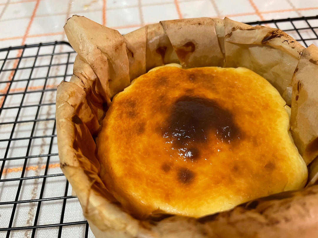 4寸巴斯克式芝士蛋糕