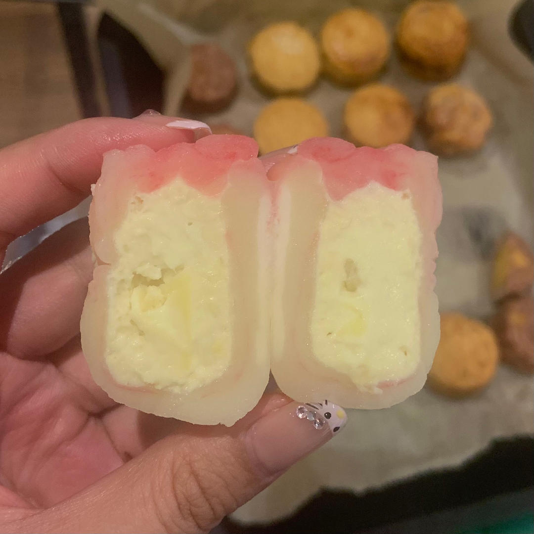 猫山王榴莲冰皮月饼，真正的纯榴莲馅
