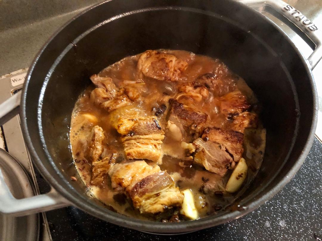 广式焖牛腩