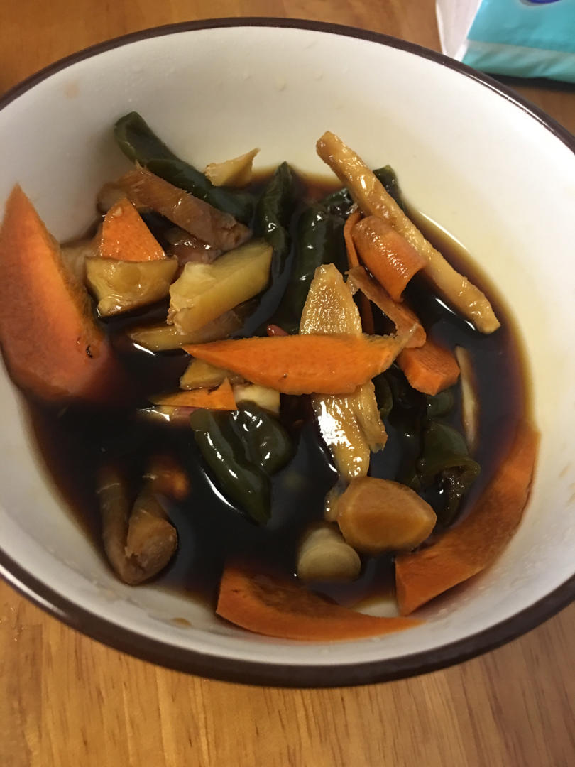 爽口辣椒黄瓜咸菜～
