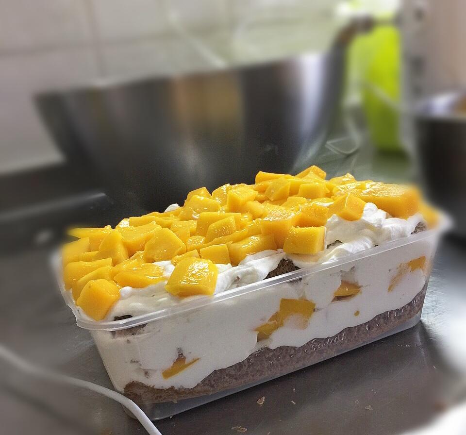 盒子芒果蛋糕