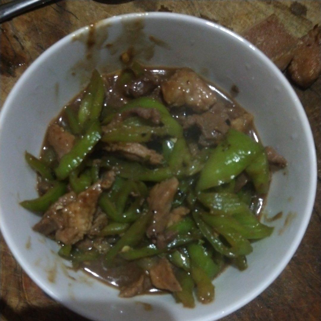 堂妈小厨——辣椒炒肉丝