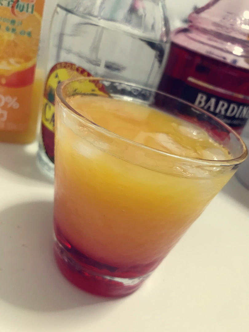 龙舌兰日出鸡尾酒