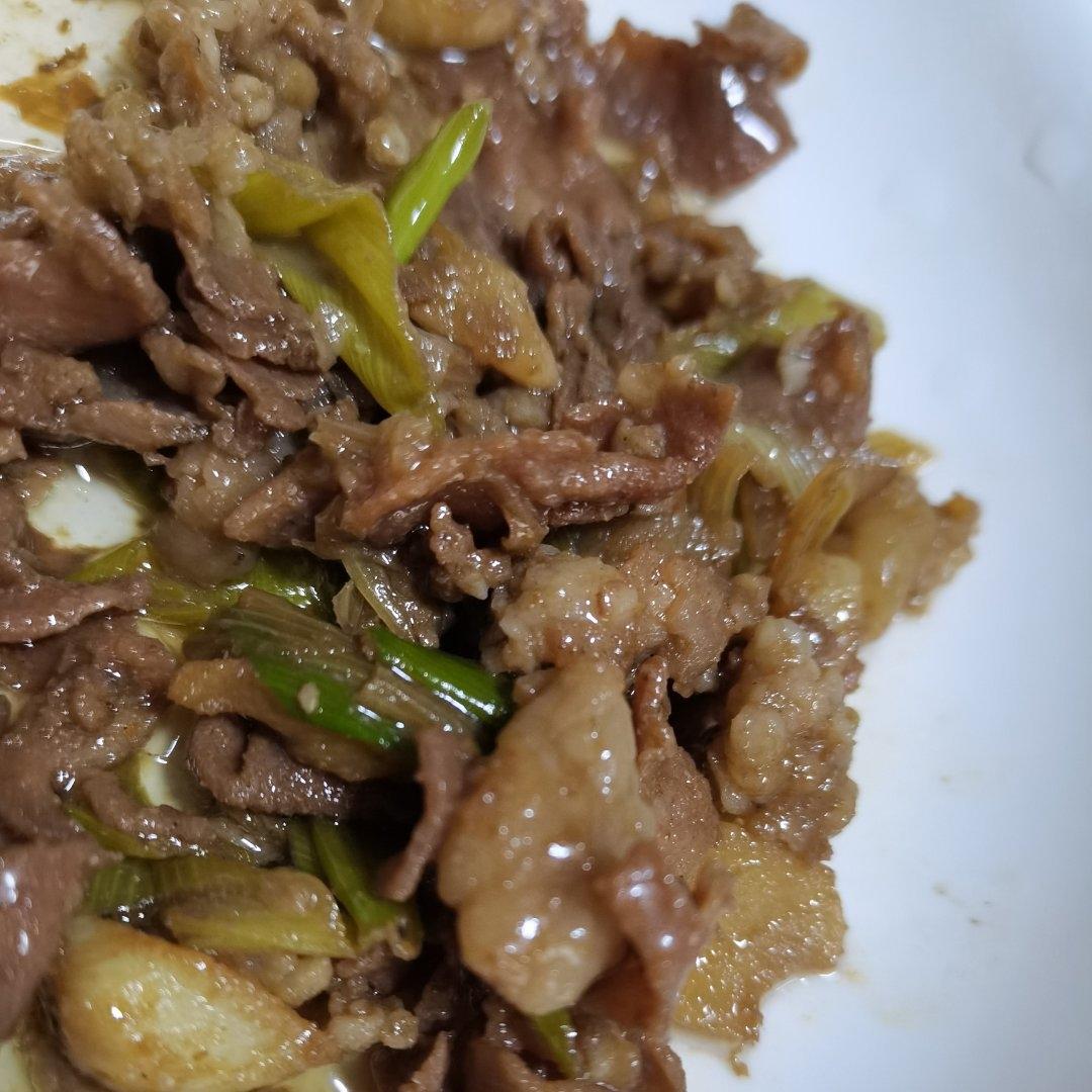 葱爆孜然羊肉卷