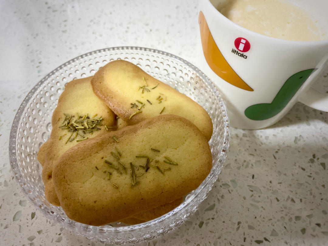 翻译食谱| 消耗蛋清香脆法式经典猫舌饼干🍪