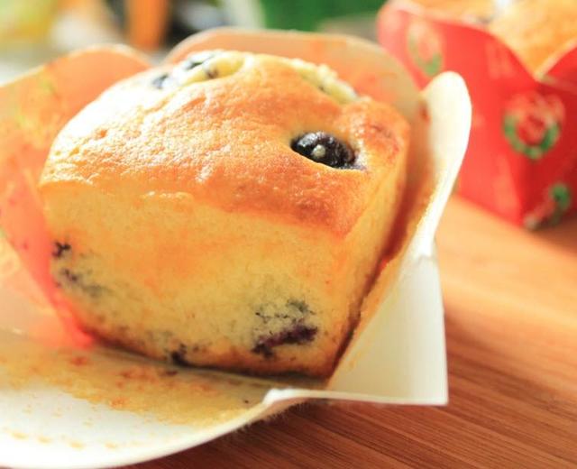 蓝莓玛芬（Blueberry Muffins）的做法