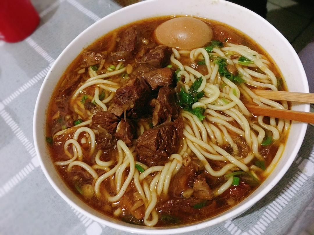 台湾牛肉面 Taiwan Noodles