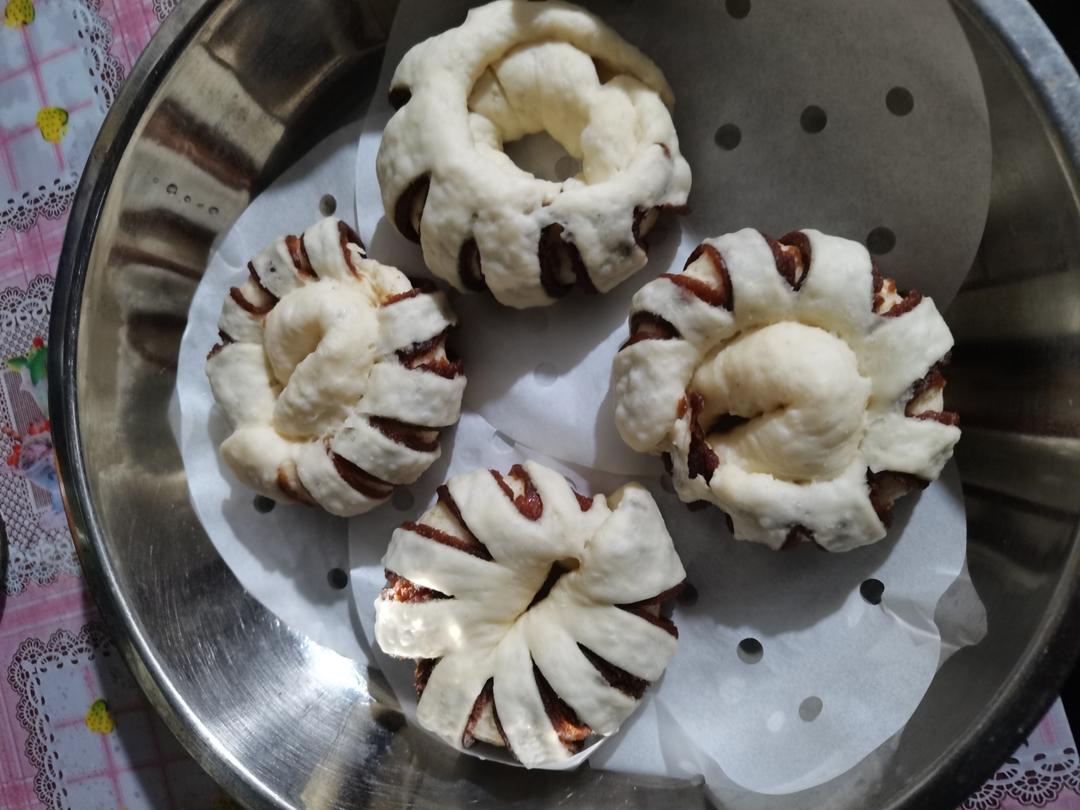 特别松软好吃的奶香豆沙卷，我家一家三口一顿饭吃完了😄