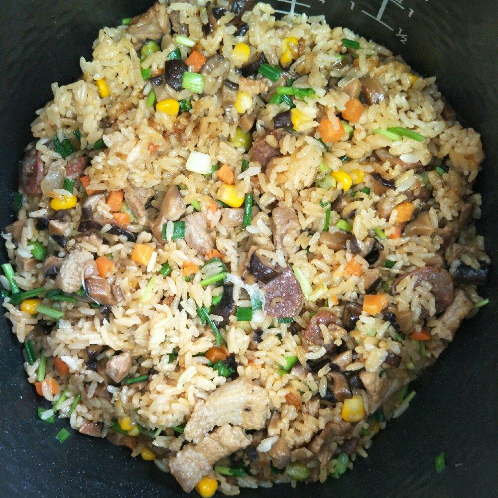 香菇腊肉饭