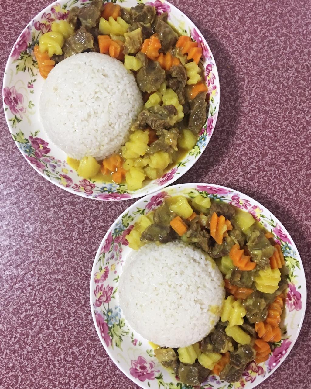 牛排骨肉咖喱饭