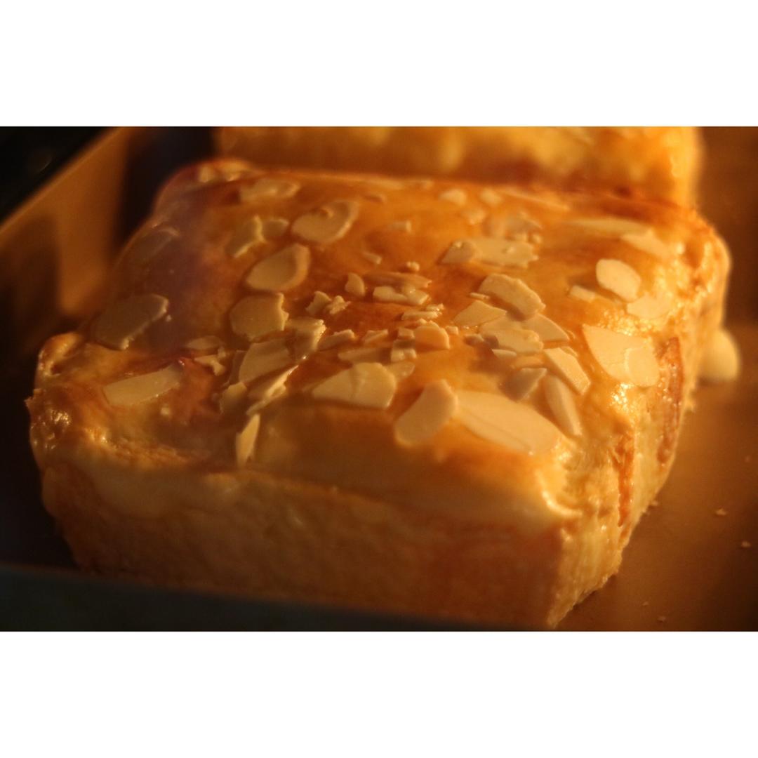 岩烧乳酪 芝士厚多士（秒杀85度C 手感蛋挞 烘动手感）