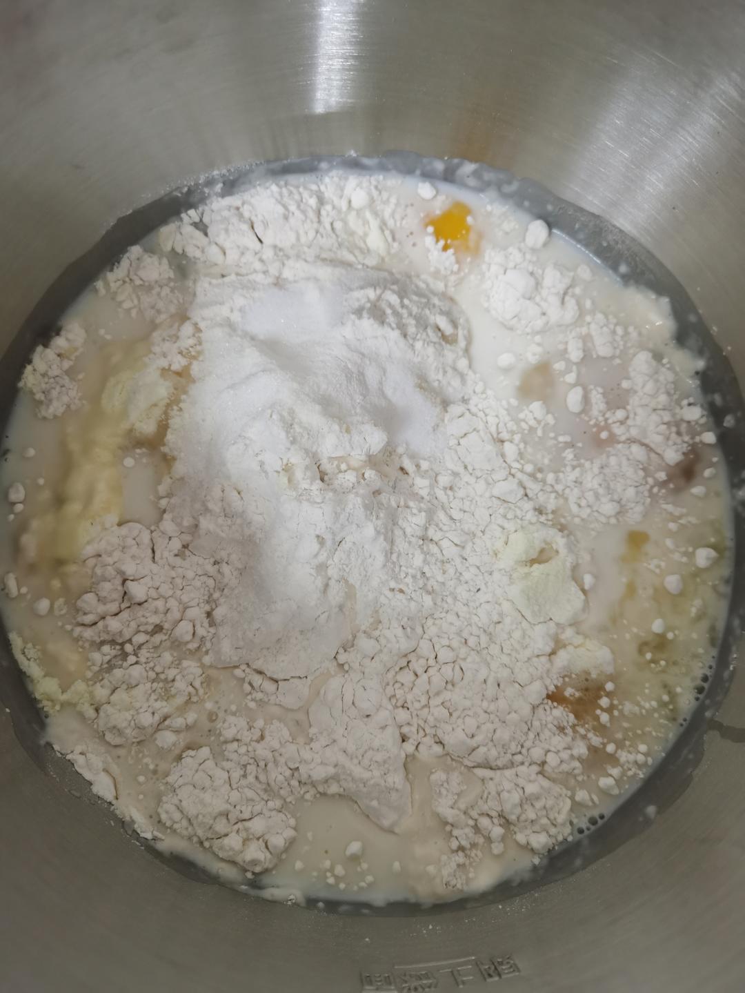 纯奶手撕吐司的做法 步骤1