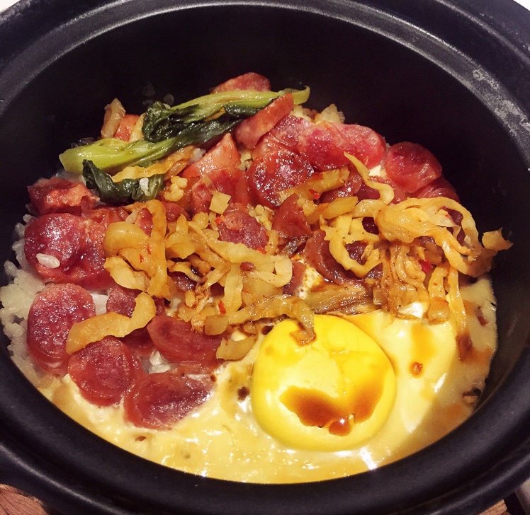 香肠煲仔饭