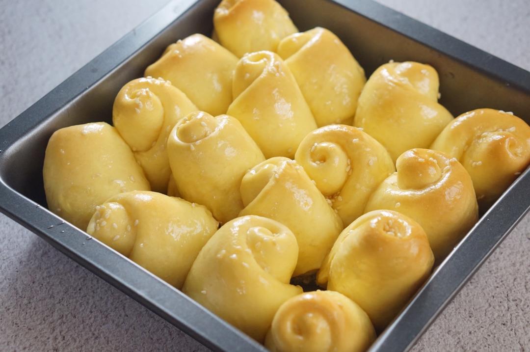 脆底蜂蜜小面包