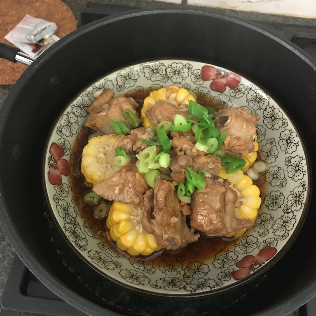 玉米蒸排骨
