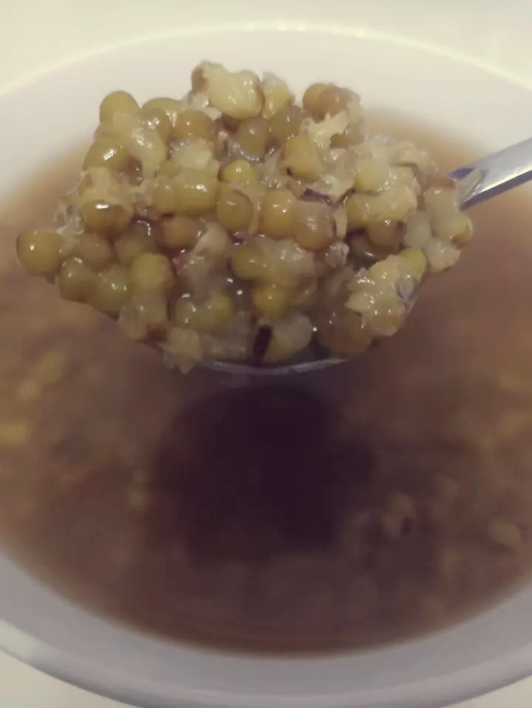 高压锅版清凉解暑绿豆汤