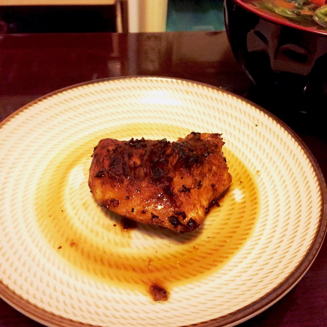 酷炫屌炸天好吃的煎鸡胸肉（香蒜蜂蜜煎鸡胸肉）