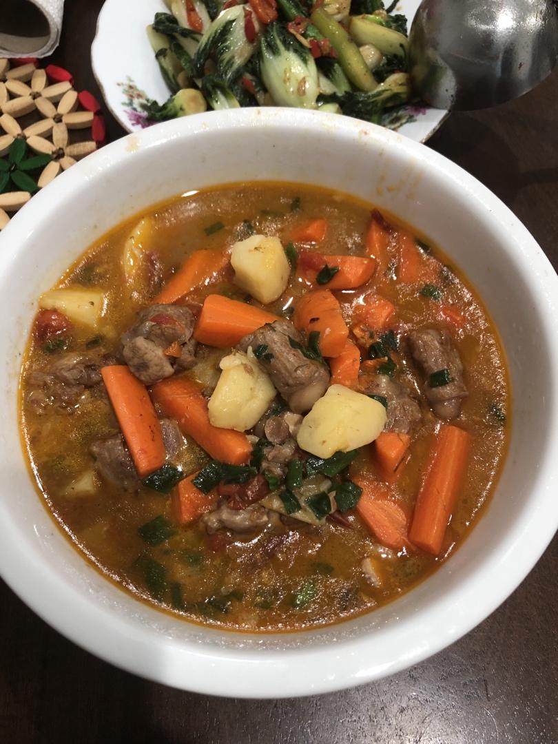 番茄土豆牛尾汤