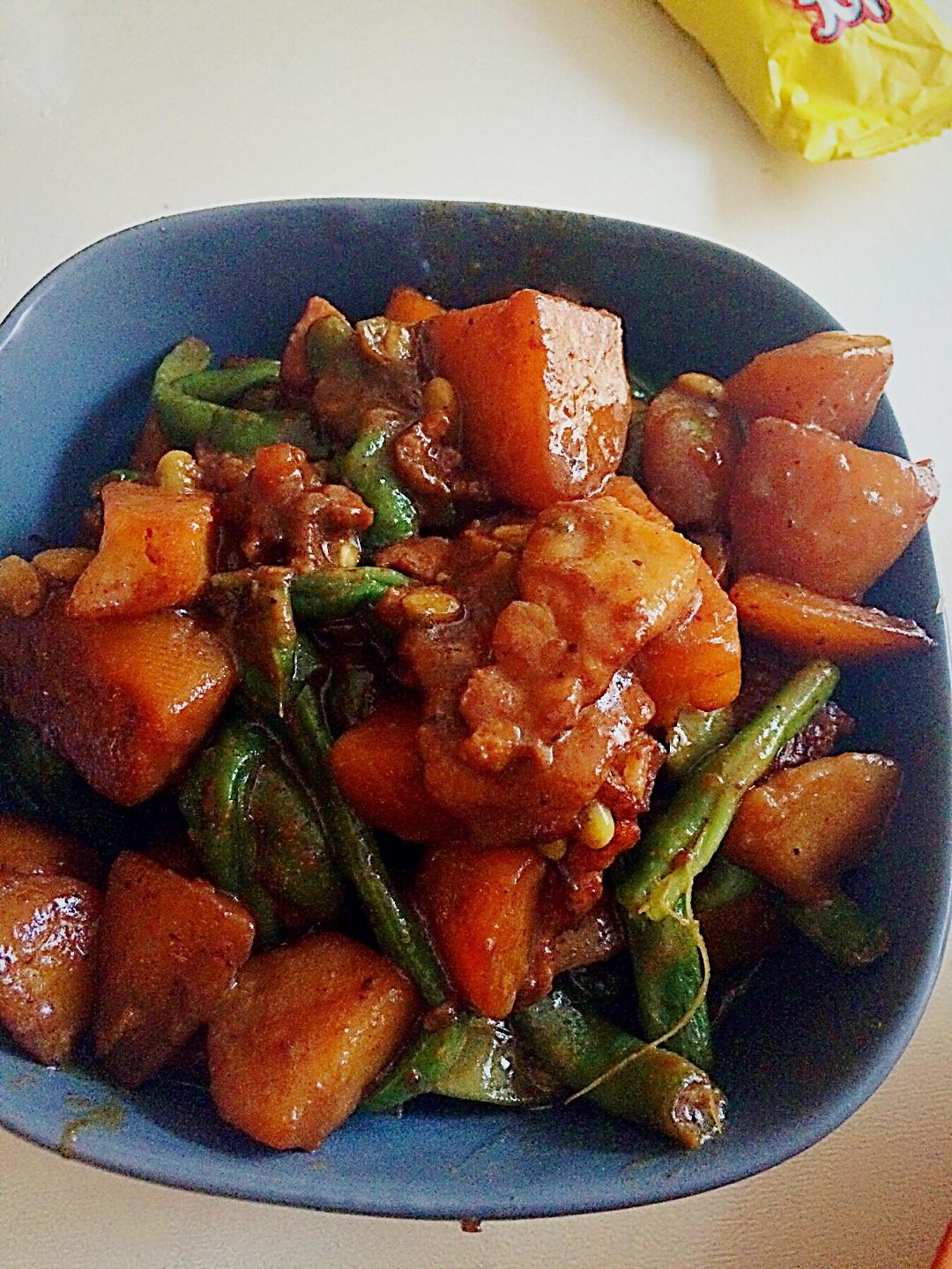 土豆炖豆角的做法