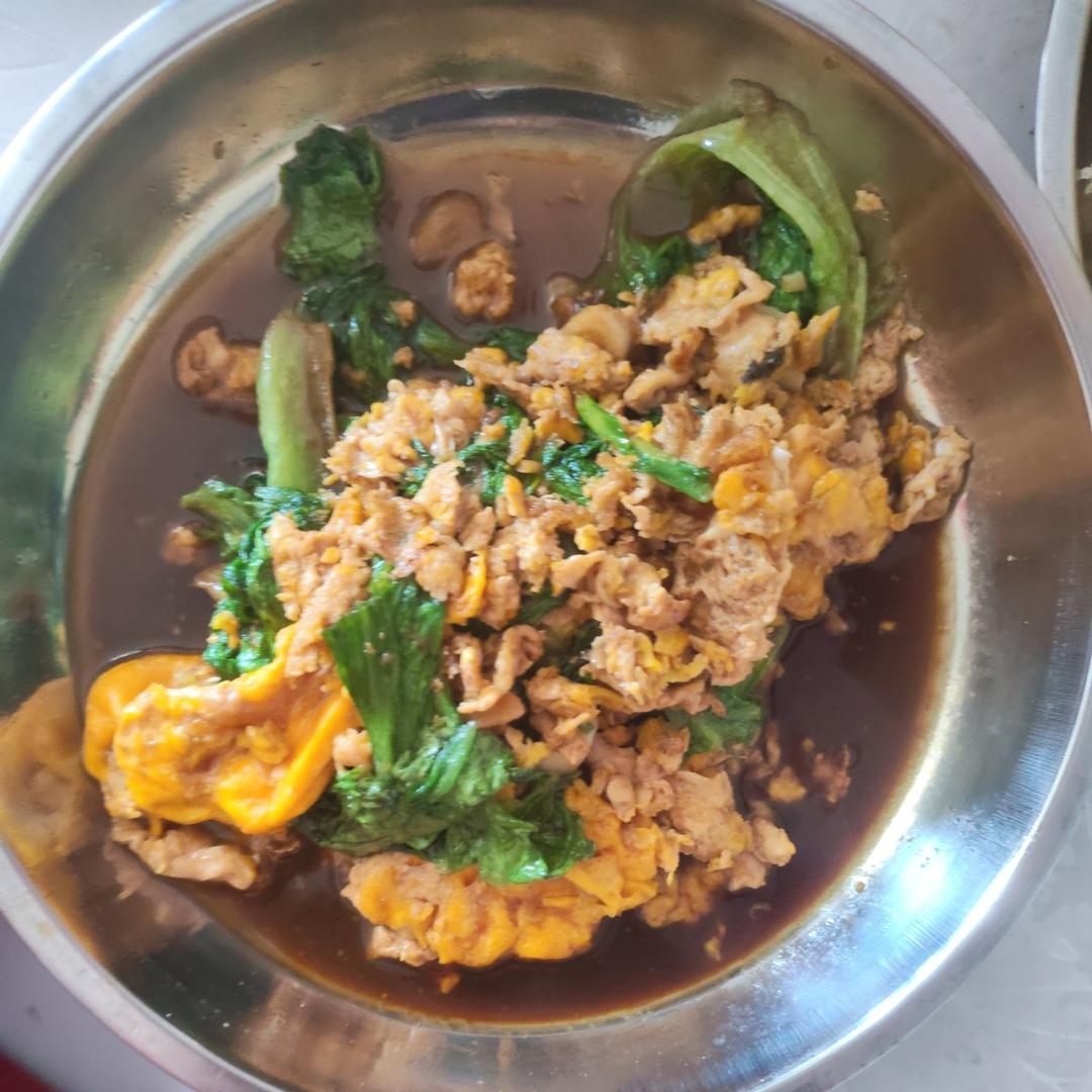生菜炒鸡蛋很下饭🌶️
