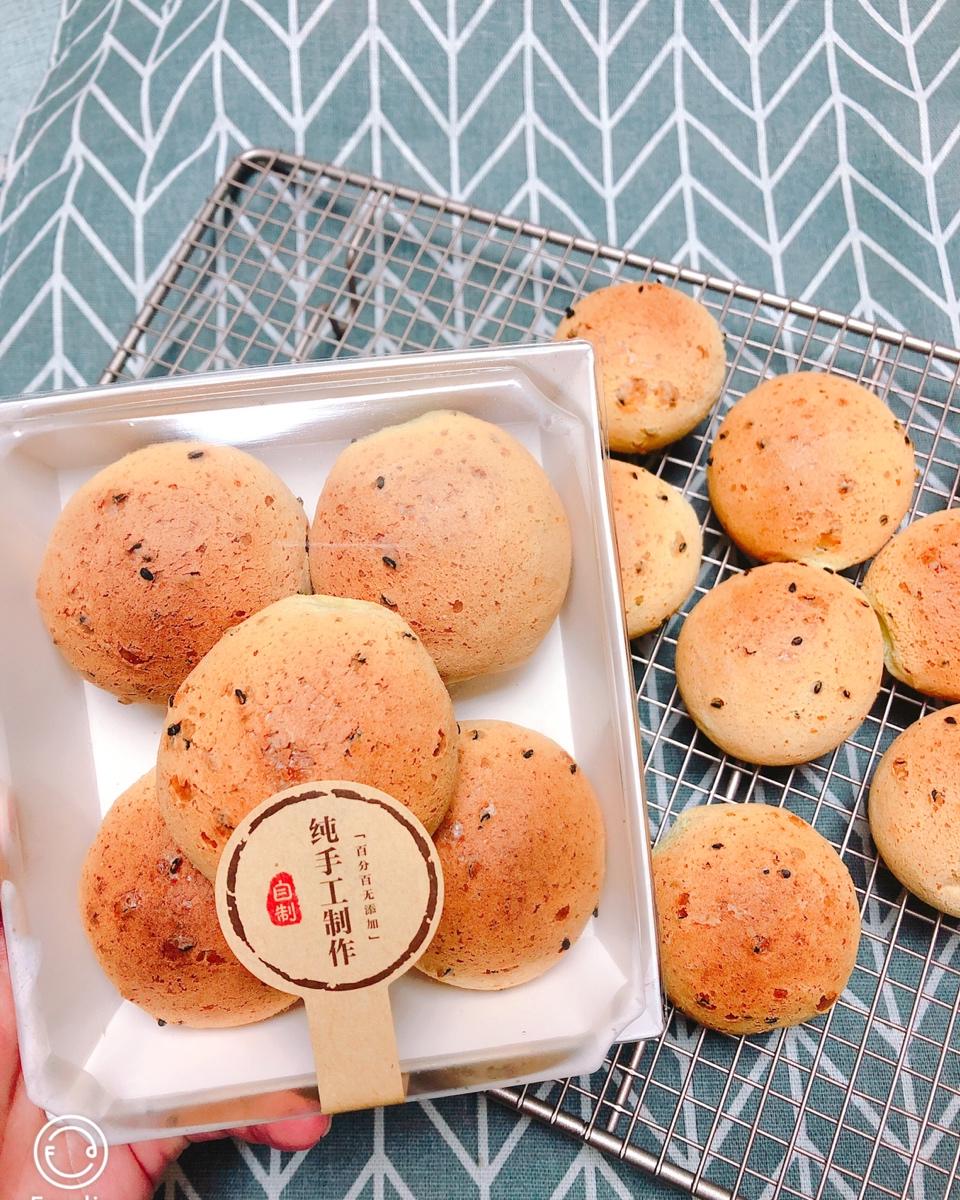 跃520做的黑芝麻麻薯面包
