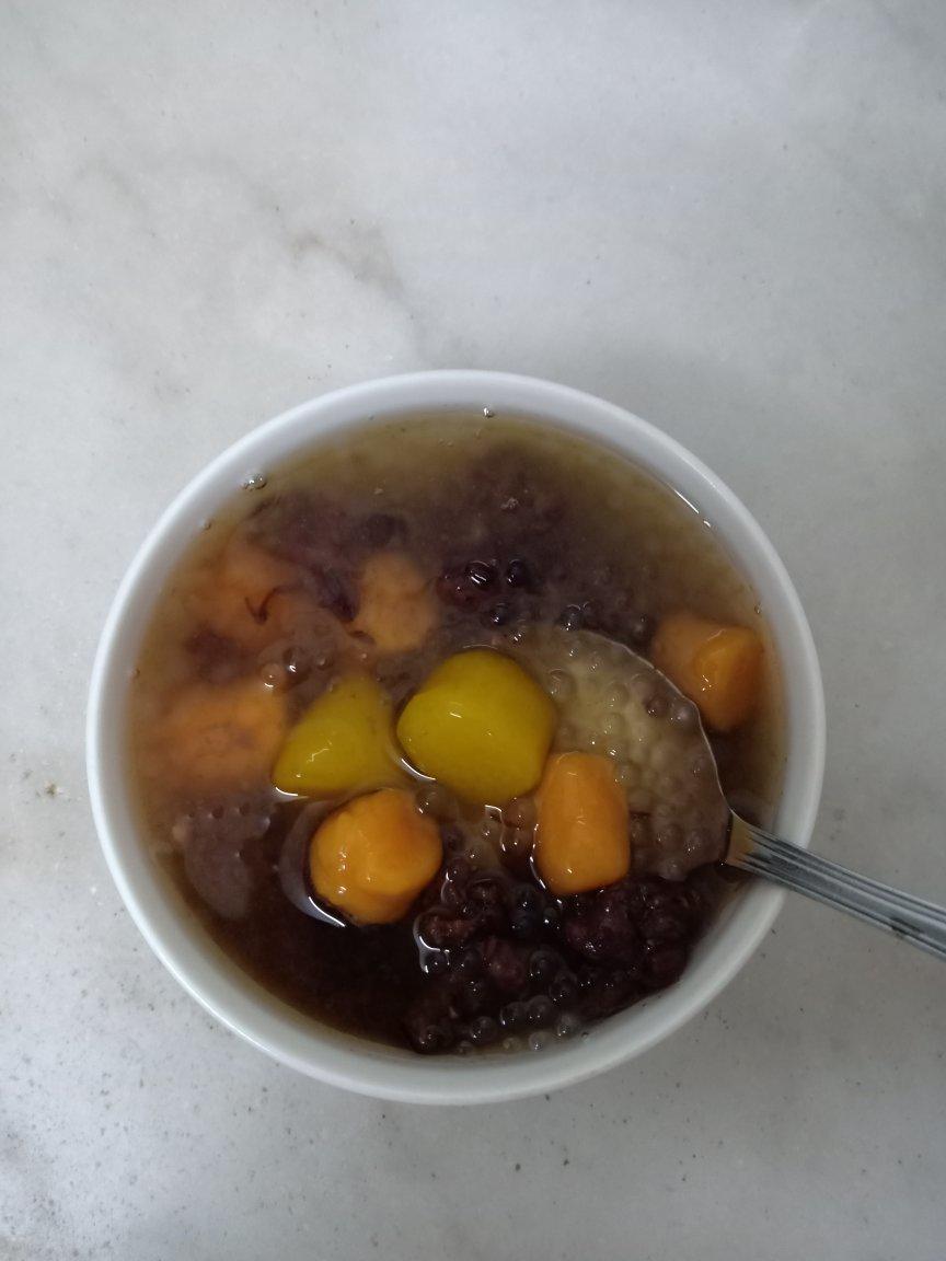 温暖治愈的芋圆糖水，轻松在家做，味道棒极了！
