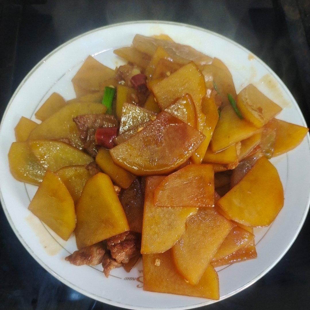 红烧土豆片