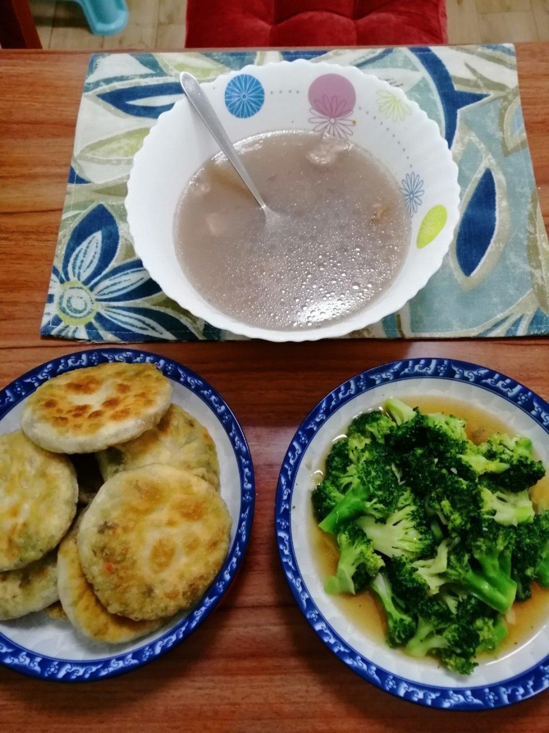 堂妈小厨——韭菜馅饼