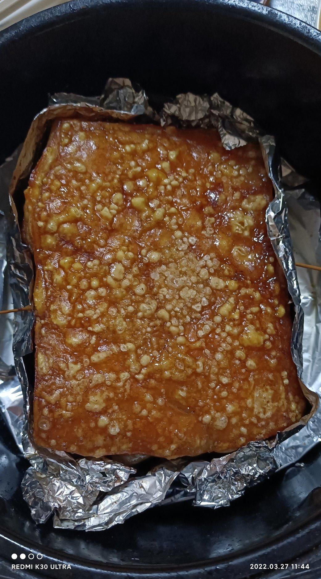 多次失败，越挫越勇终于做出来了广式脆皮烧肉