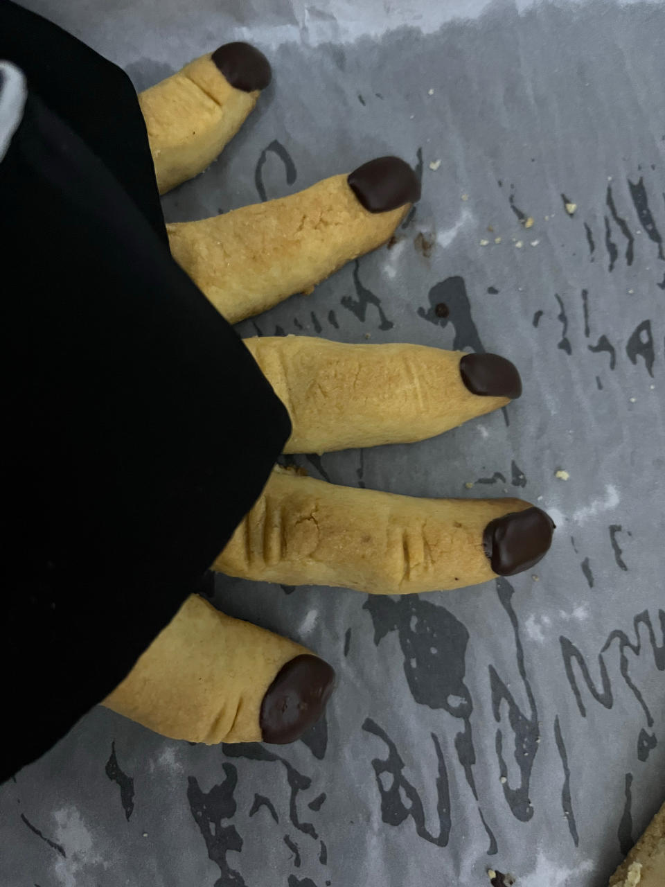 万圣节手指饼干（超逼真）