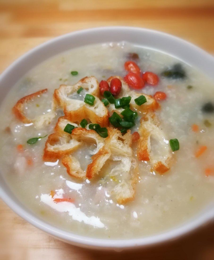 皮蛋瘦肉粥 Pidan & Pork Rice Soup