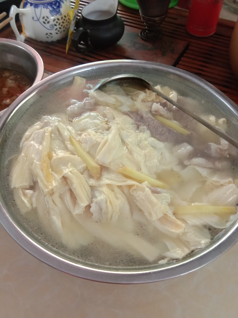 腐竹瘦肉汤