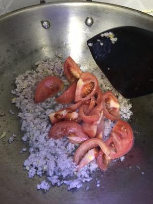 番茄菌菇汤的做法 步骤3