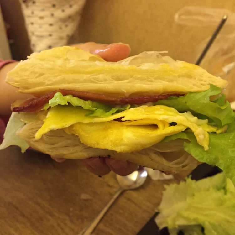 培根蛋法风烧饼
