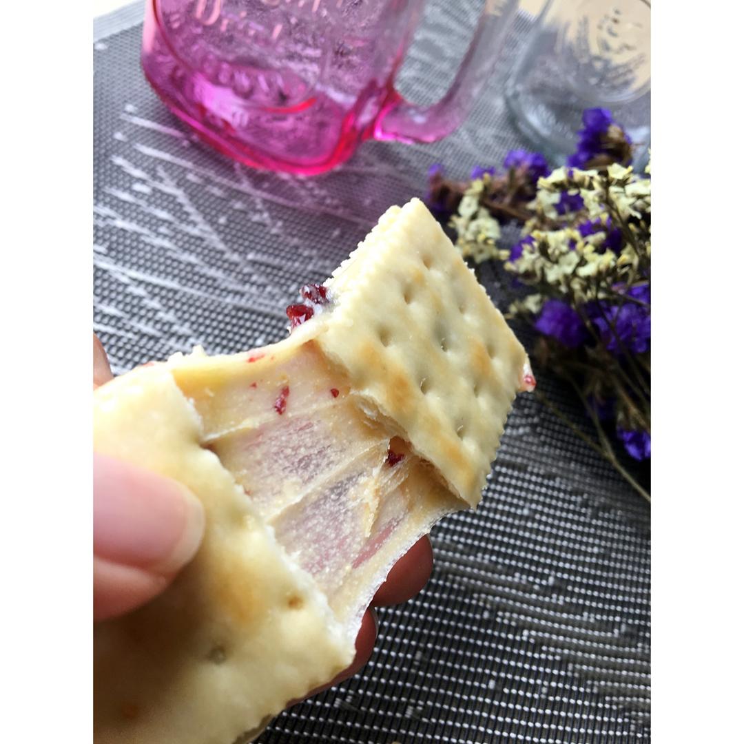 一看就会的蓝莓牛轧苏打饼干