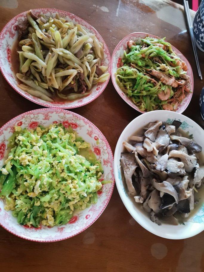 黄瓜炒鸡蛋