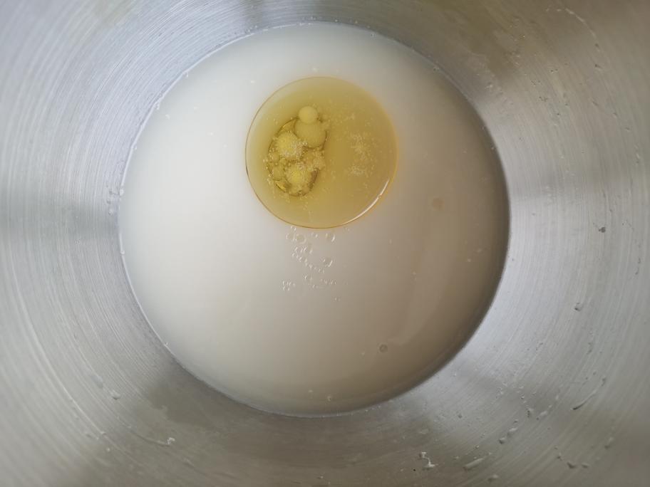 纯奶手撕吐司的做法 步骤1