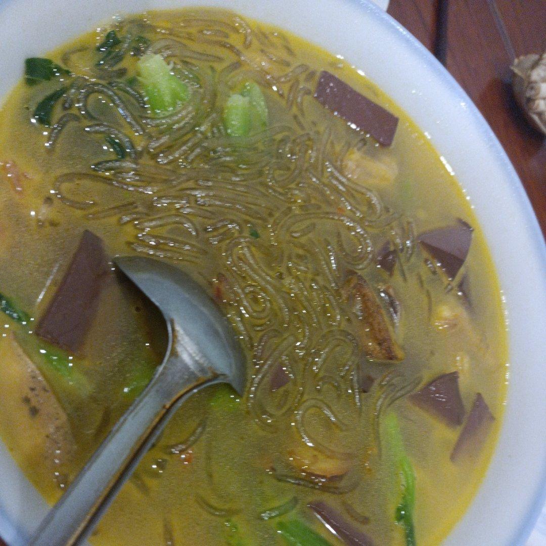 鸭血粉丝汤