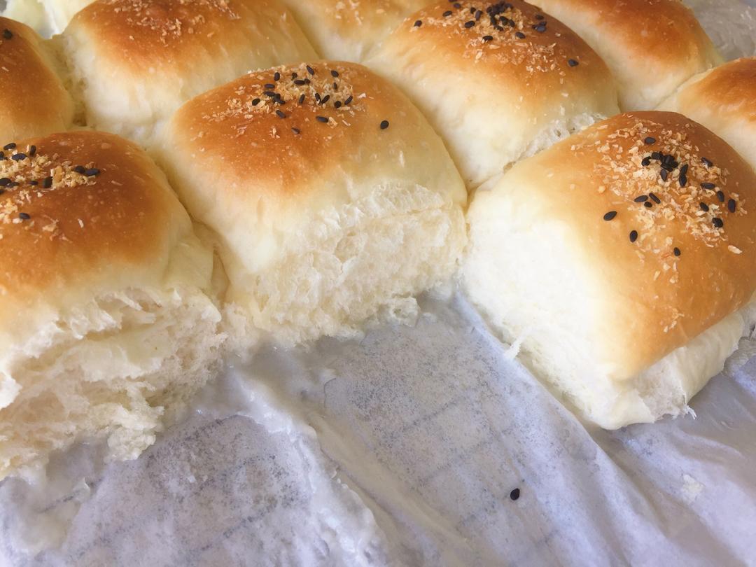 纯奶手撕吐司的做法 步骤1