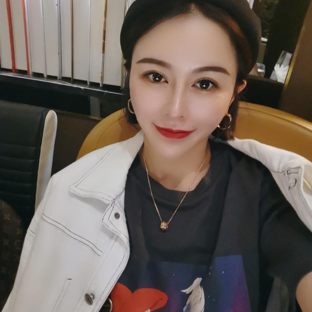 淘气的小小小兔纸