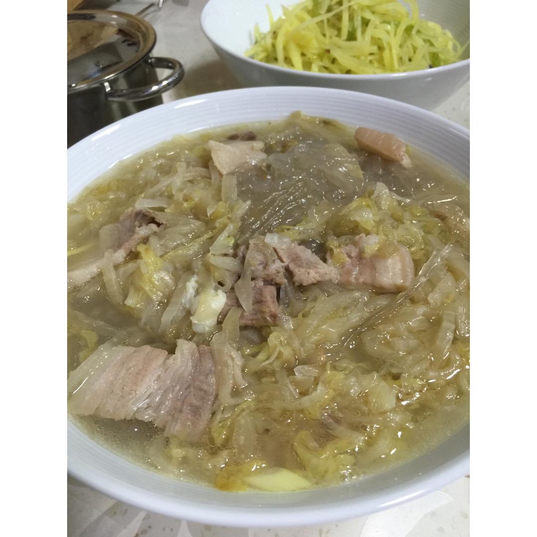酸菜白肉炖粉条
