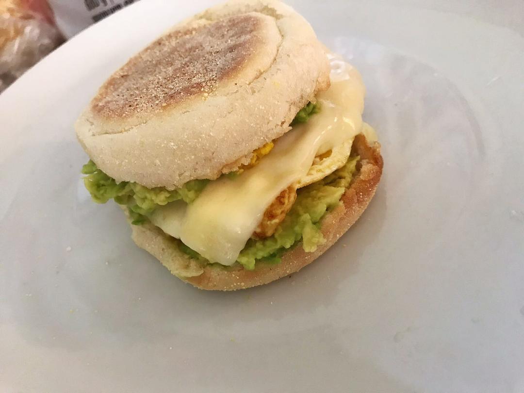 cheese牛油果吐司