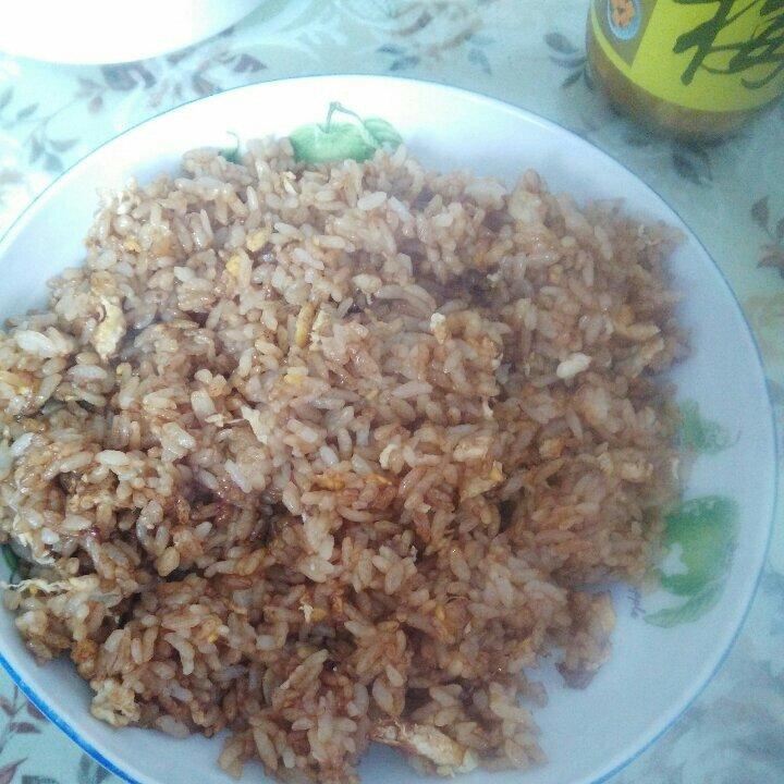 傻瓜版酱油炒饭