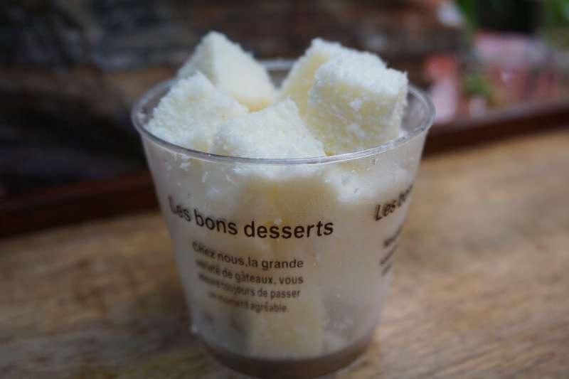 完胜85度C牛奶椰丝小方