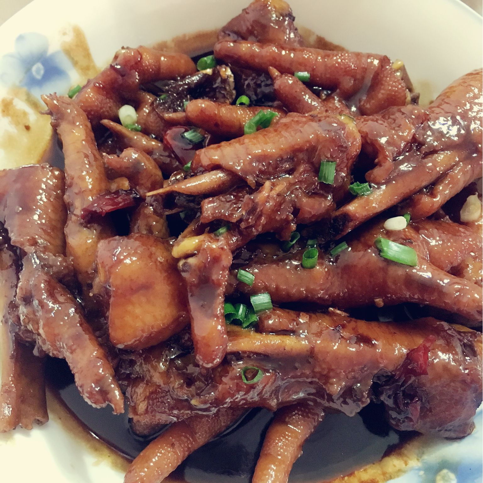 红烧鸡爪