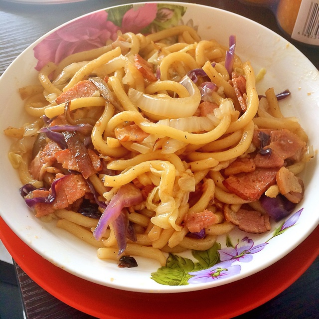 酱油炒乌冬