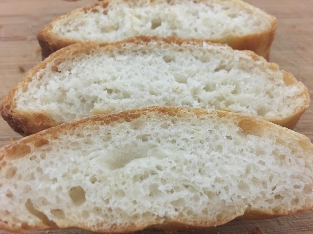 免揉意大利拖鞋面包ciabatta（吐血整理史上最全藤田千秋免揉欧包制作心得）