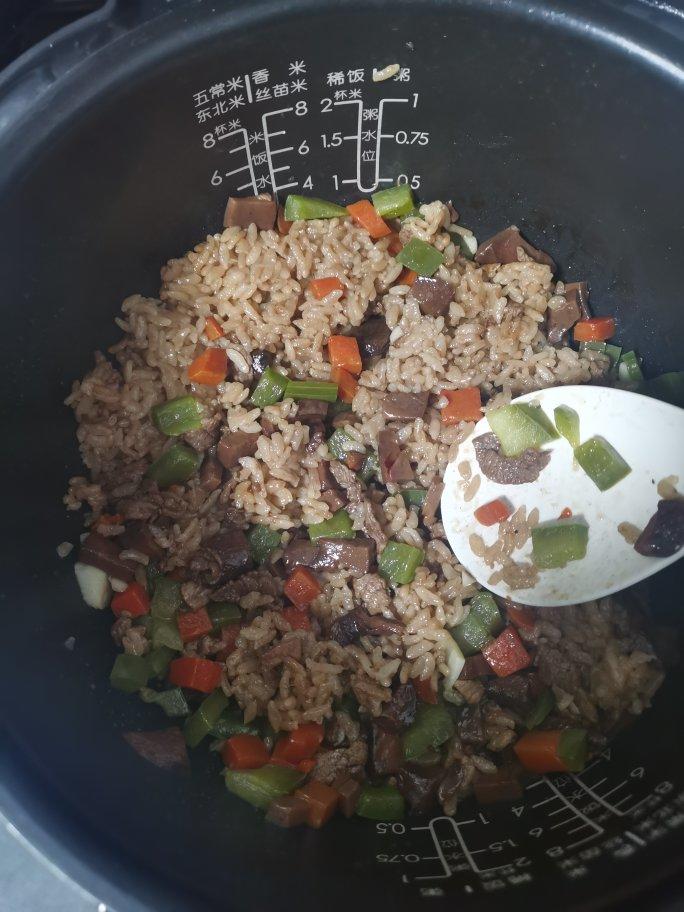 简单好吃的牛肝菌焖饭