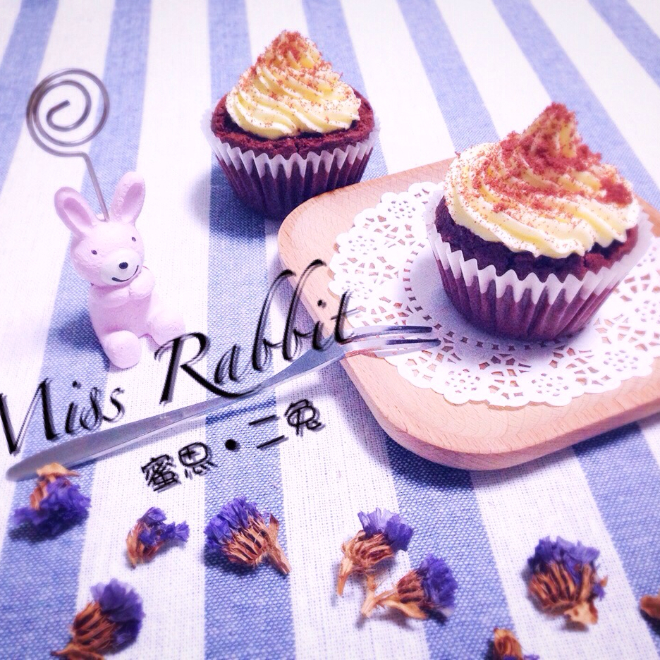 传统红丝绒杯子蛋糕（极软无泡打粉）Red velvet cupcake