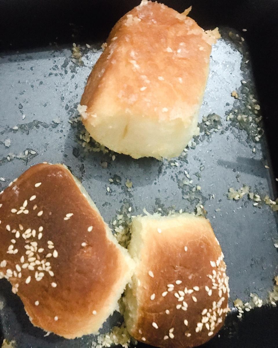蜂蜜脆底小面包